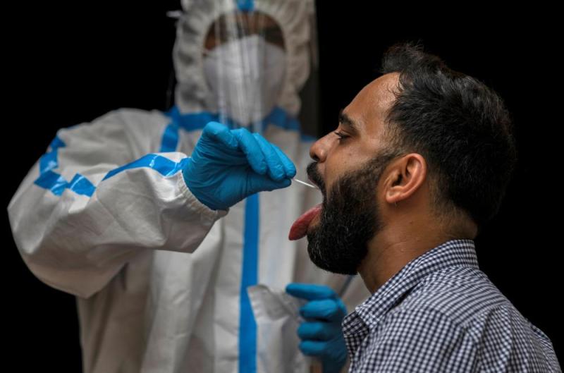 الهند.. إصابات كورونا تتخطى 800 ألف حالة