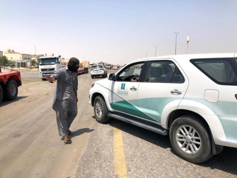 الدمام.. ملاحقة «التستر» ومخالفات النقل بـ«الضاحية»