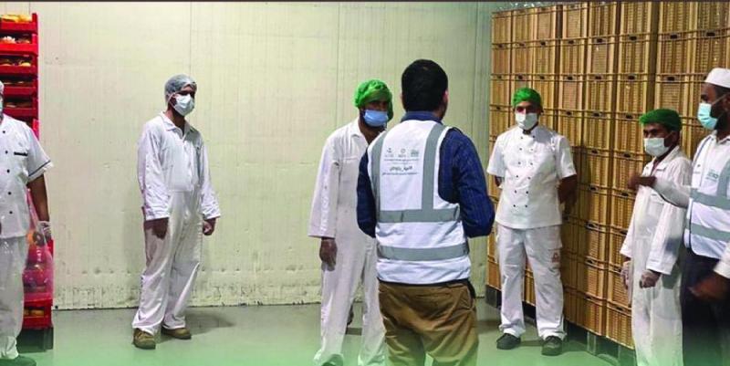 توعية بمختلف اللغات لعمالة «صناعية الدمام الثانية»