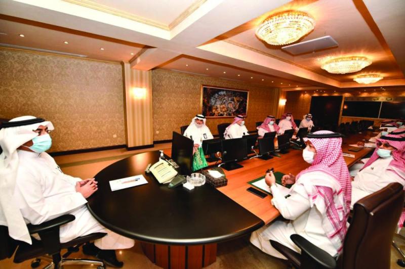 تشديد الرقابة على مطاعم العاصمة المقدسة