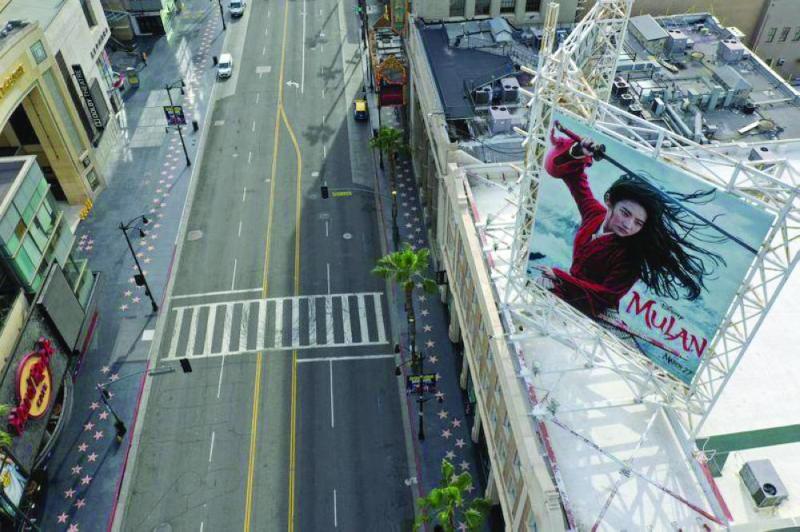 «مولان» يوجه ضربة لدور السينما