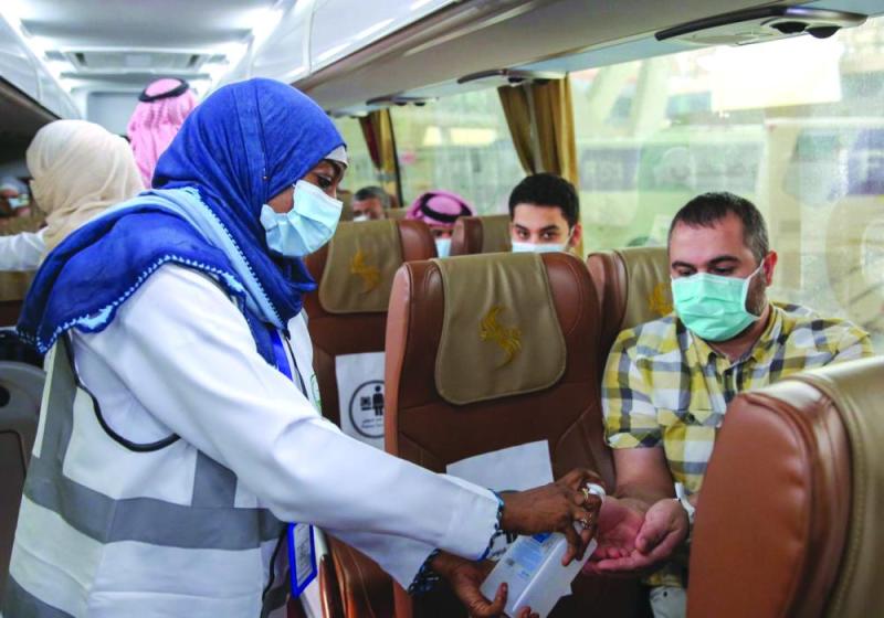 توافد الحجاج من 7 مدن بالمملكة على مطار جدة