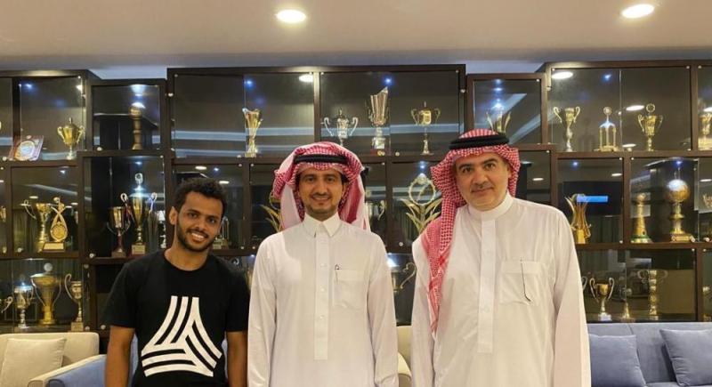 عسيري يقود النصر في الآسيوية