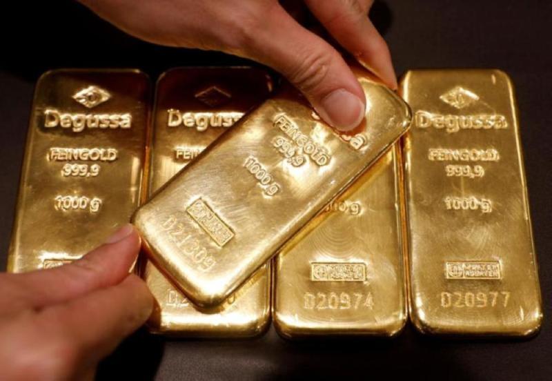 الذهب يقترب من أعلى مستوياته في 4 سنوات 