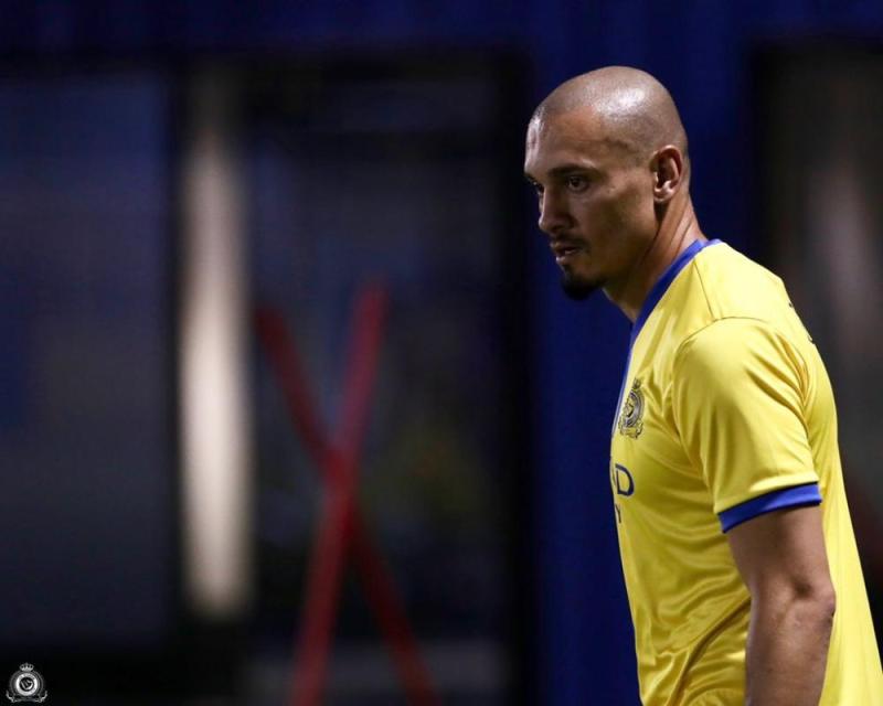 مايكون يقود تدريبات النصر الليلة