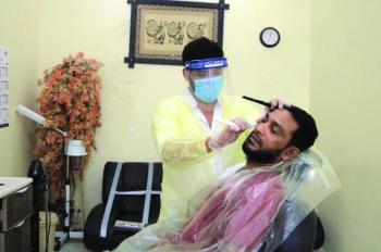 جولات رقابية مكثفة على صالونات الحلاقة والتجميل