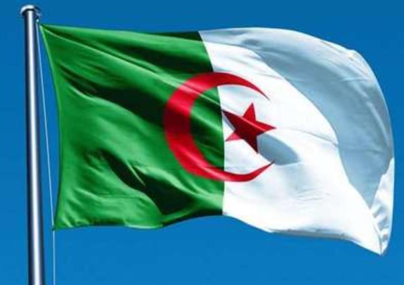 تواصل تراجع إصابات كورونا في الجزائر