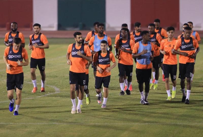 العطوي يصحح أخطاء «الوديات»