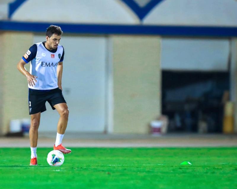 النصر والهلال ينتعشان بعودة المصابين