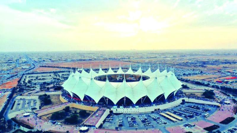 394 مليون ريال على أرضية درة الملاعب !!
