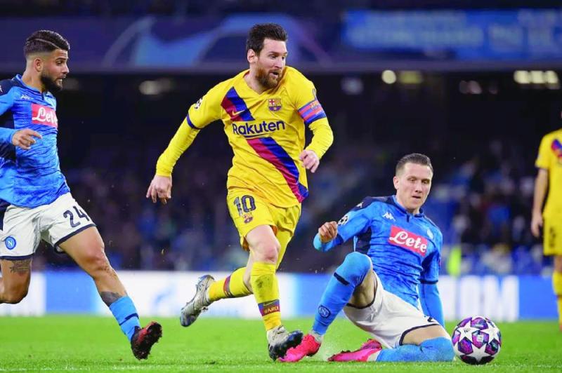 برشلونة ونابولي.. المهمة المعقدة واستغلال الفرص
