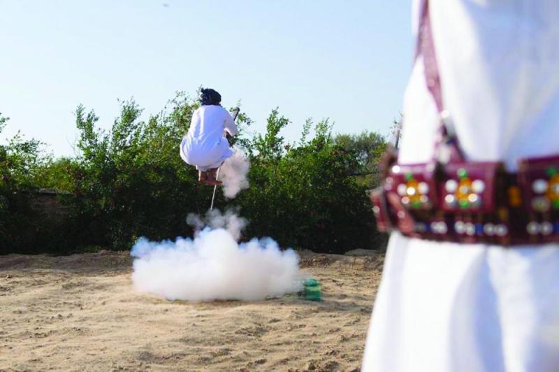 «التعشير».. يعود للساحة الفلكلورية