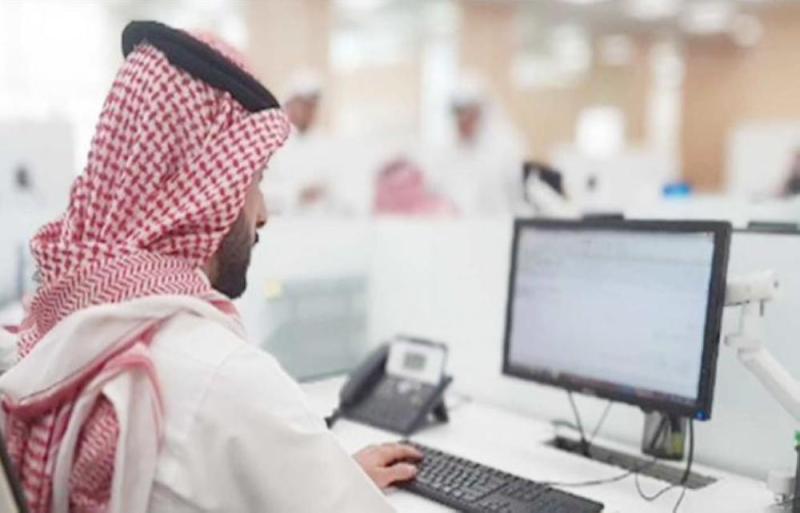 إطلاق منصة 'العمل المرن' لتوثيق العقود ودعم التوطين 