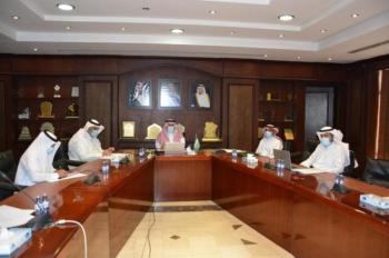 مدير تعليم الرياض يستعرض استعدادات العام الجديد