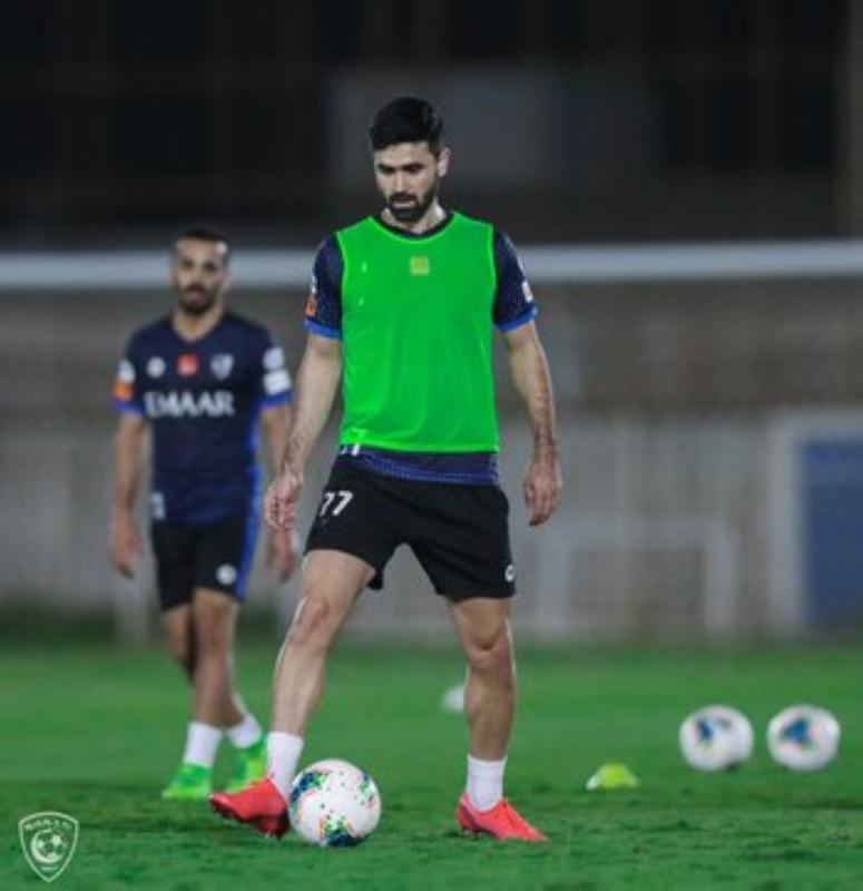 الهلال يستعيد خربين وباهبري قبل العدالة