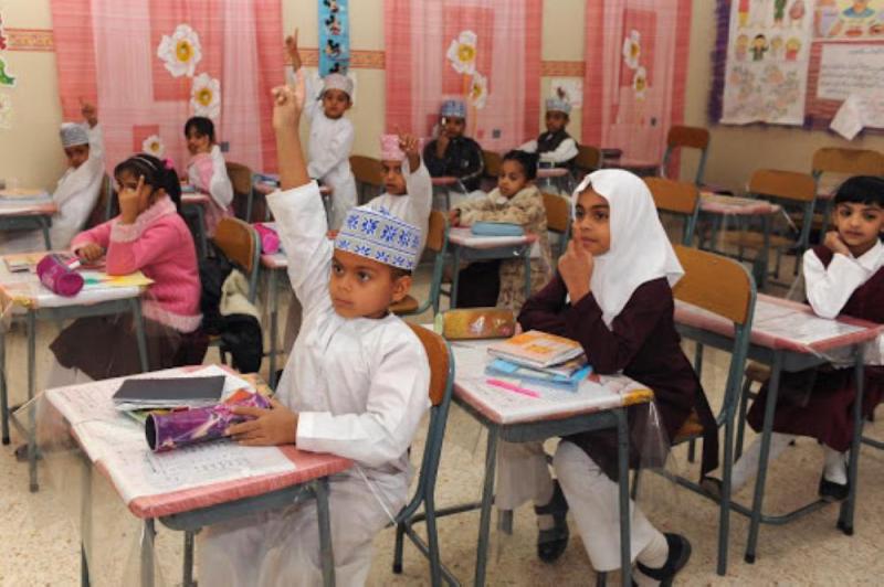 عمان.. تأجيل العام الدراسي الجديد إلى أول نوفمبر