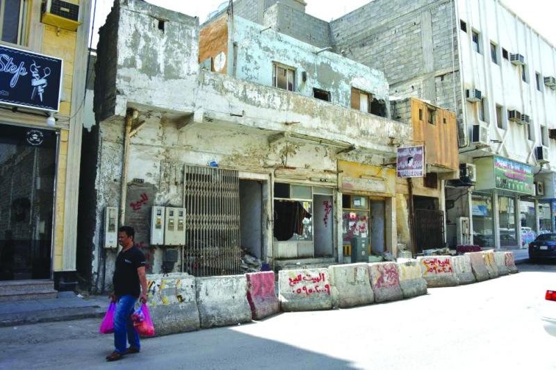 الخبر.. إشعار أصحاب 95 منزلا آيلا للسقوط بالإزالة