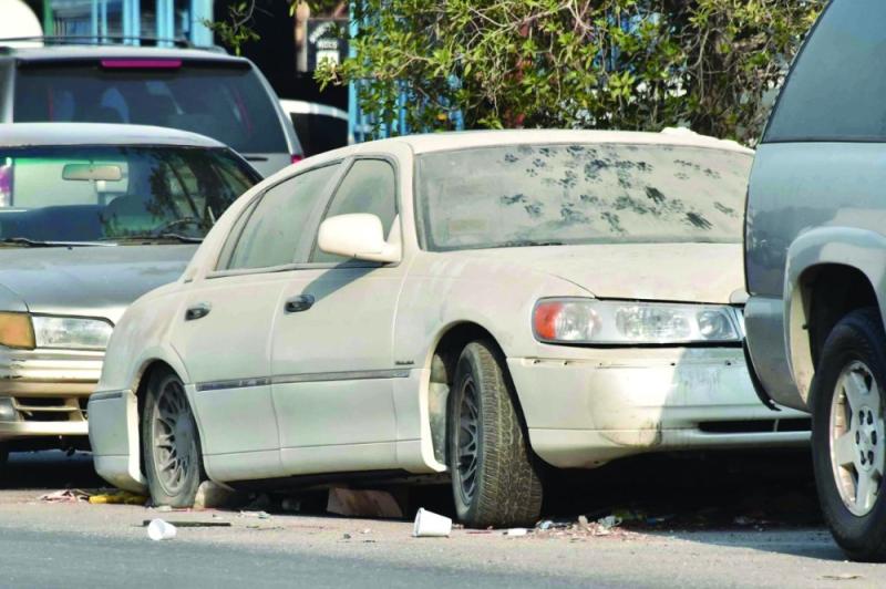 السيارات «المهملة».. تهديد وتشويه