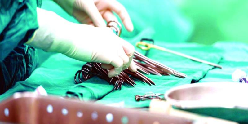 جراحة تنهي معاناة «أربعيني» مع سيلان السائل النخاعي