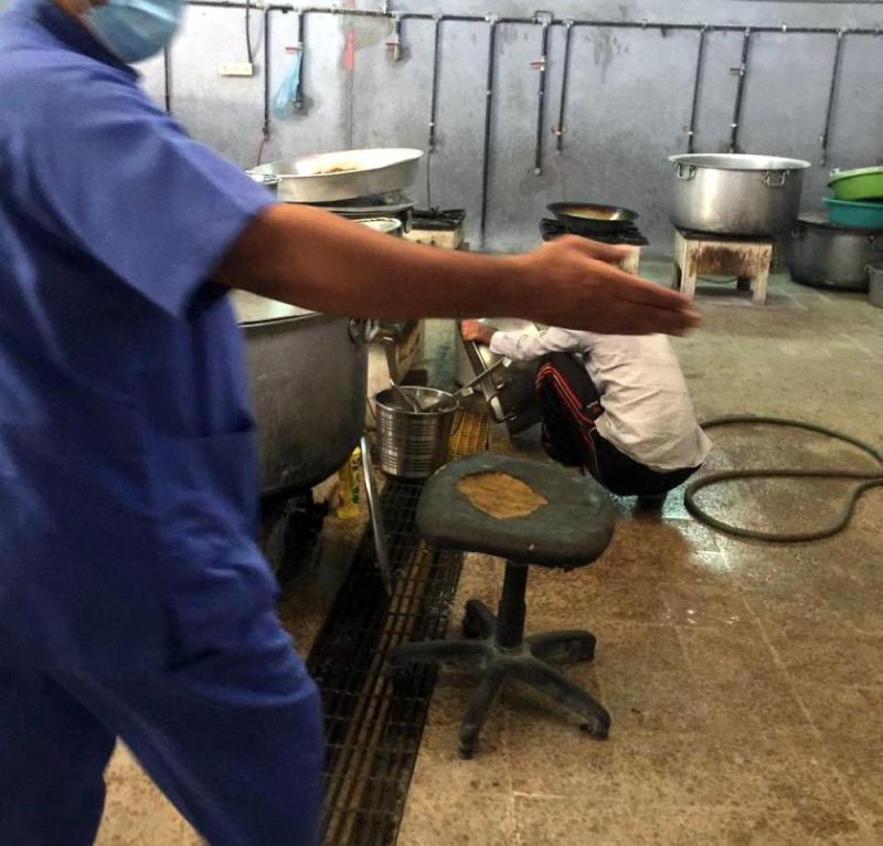 إغلاق مطعم يجهز الولائم بأحد مزارع القطيف