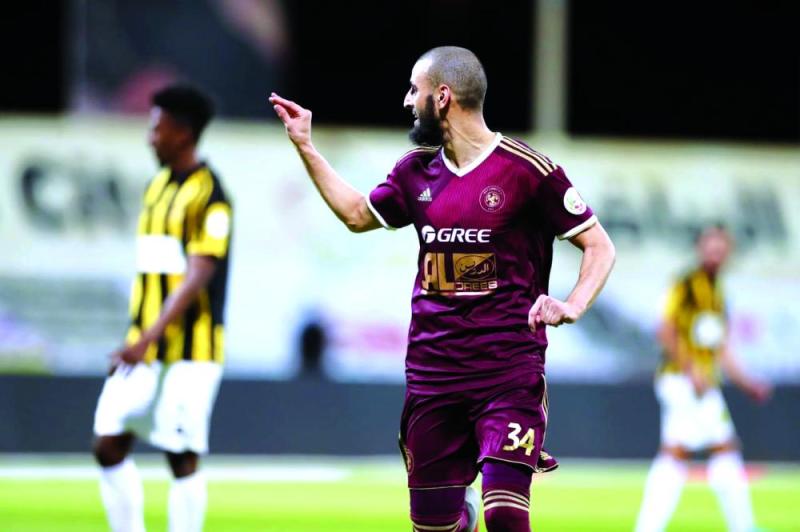 الهلال للقب والفيصلي.. للآسيوية