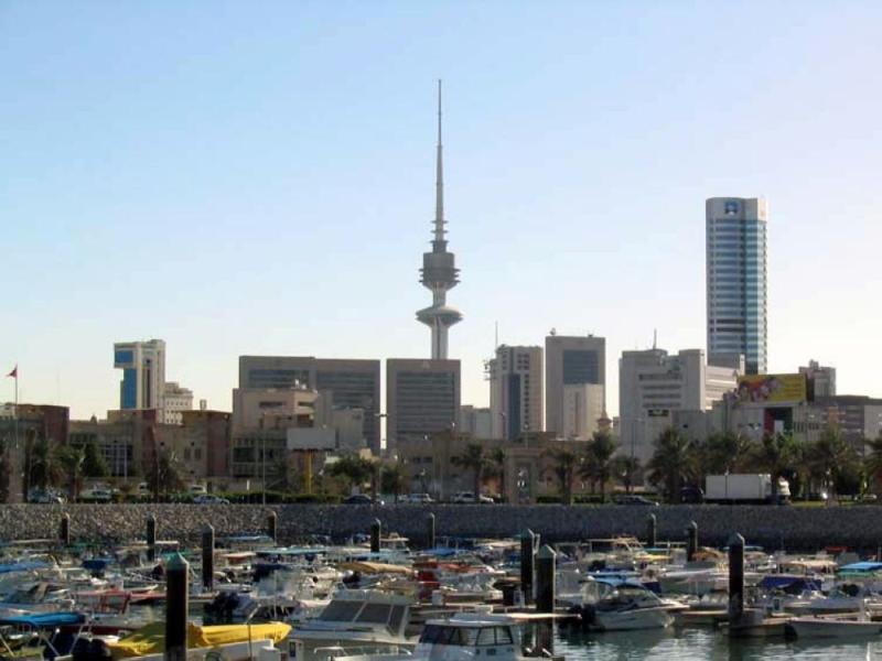 613 إصابة جديدة بكورونا ووفاة واحدة في الكويت