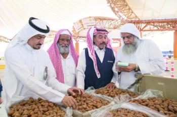 «تمور المملكة».. إنتاج غزير وتصدير شحيح