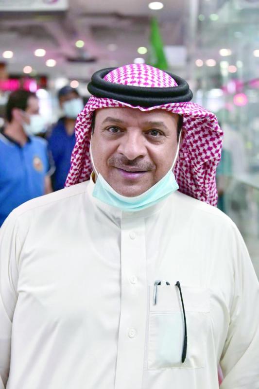 سباق «الساعات الأخيرة» يقفز بأسعار الحاسبات