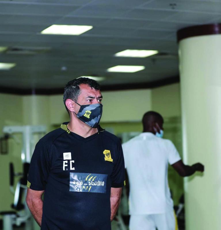كاريلي: شعبية الاتحاد تشكل ضغطا على اللاعبين