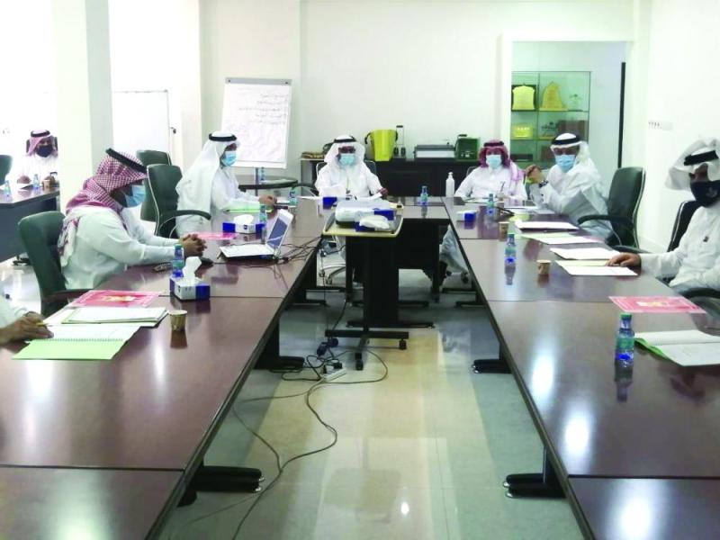 سحب 6 مشاريع متعثرة وطرحها مجددا بالقطيف