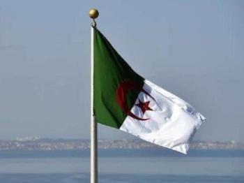 الجزائر تخفف قيود كورونا بإعادة فتح المتاحف والمكتبات