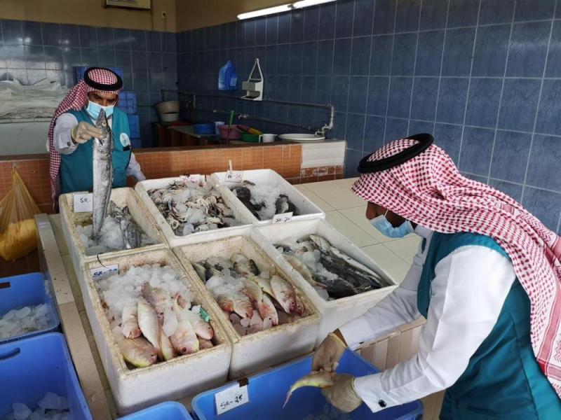 32 مخالفة للتدابير الصحية بأسواق الشرقية