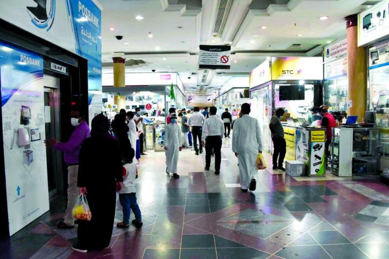 «الوافدة» تشعل أسعار الحواسيب بأسواق الشرقية
