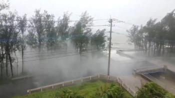 إعصار قوي يقترب من كوريا الجنوبية بعد تسببه في أمطار غزيرة باليابان