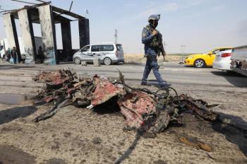 العراق يحقق في حادث استهداف مطار بغداد بـ3 صواريخ