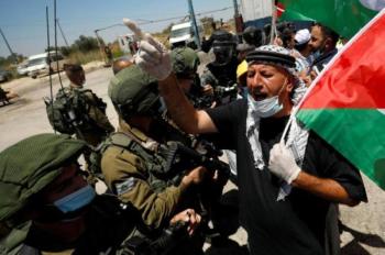 سلطات الاحتلال تعتقل 297 فلسطينيًا بينهم 12 طفلًا 