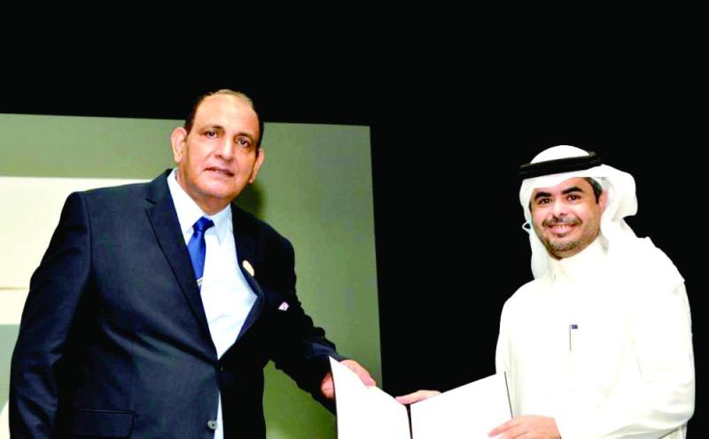 بعد 44 عاما.. «فنون الدمام» تودع «أبوكريم»