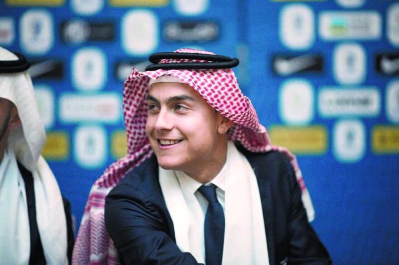 الوطن في عيون النجوم