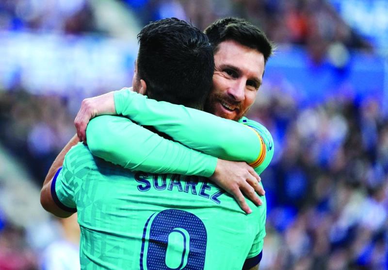 ميسي ينتقد برشلونة بسبب سواريز