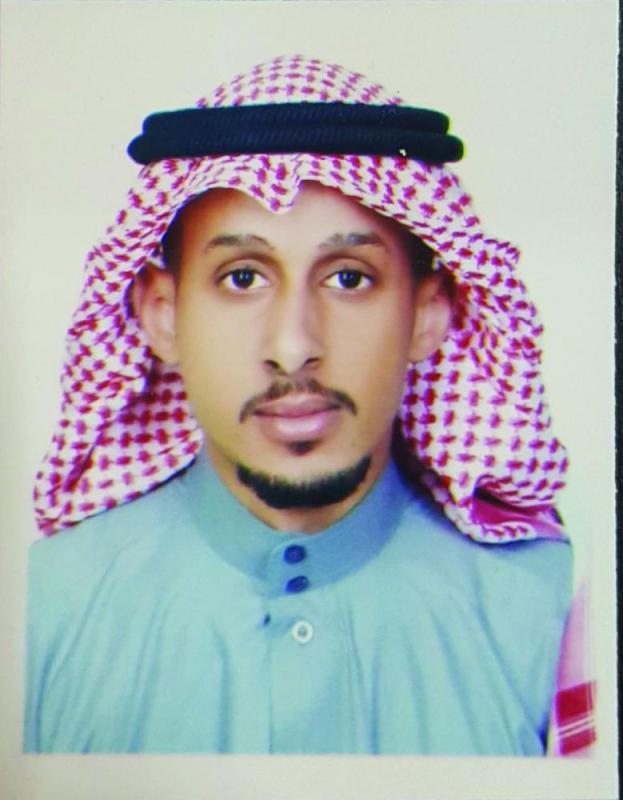 الشاحنات «تخنق» طريق ميناء الدمام