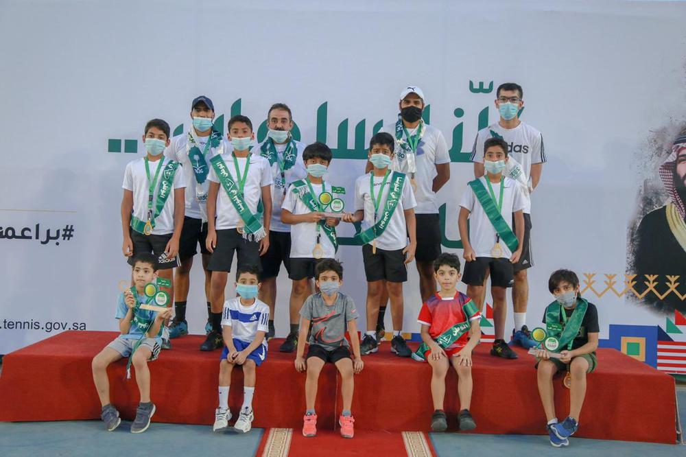 الوحدة يتوّج بكأس اتحاد التنس للبراعم