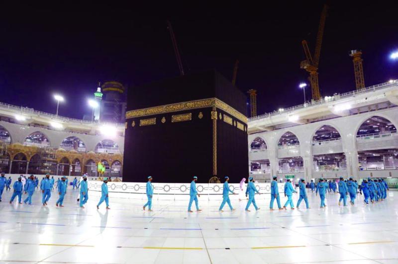 15 دقيقة للطواف و6 آلاف معتمر يوميا