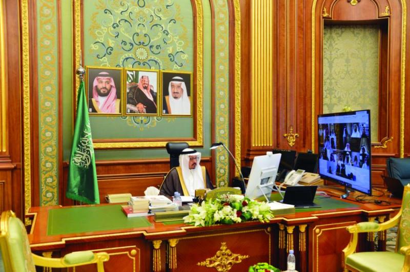 «الشورى» يوافق على «مخالفات استخدام مواقف السيارات»