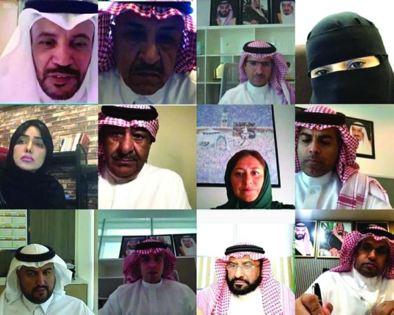 توطين وظائف القطاع الخاص «القيادية» على طاولة «الشورى»
