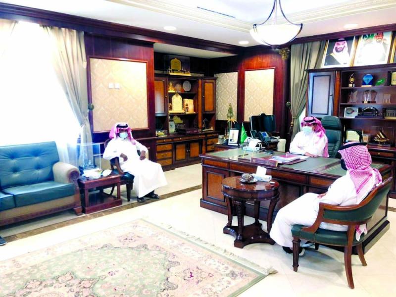 توسعة وتأهيل طريق أبرق الكبريت بـ «الخفجي»
