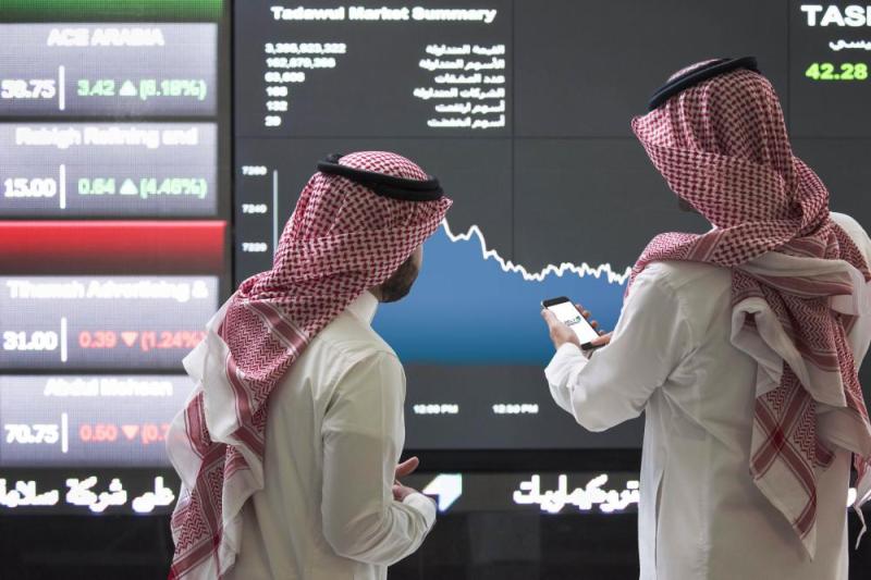 مؤشر سوق الأسهم يغلق مرتفعًا عند 8413 نقطة