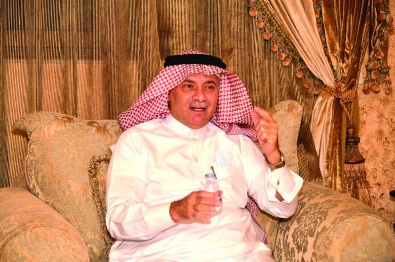 «شاطئ الدمام» يشكو غياب الخدمات والمرافق