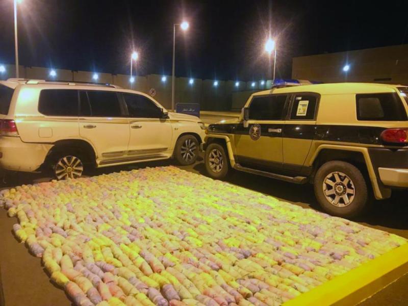 ضبط 830 حزمة «قات» بعسير