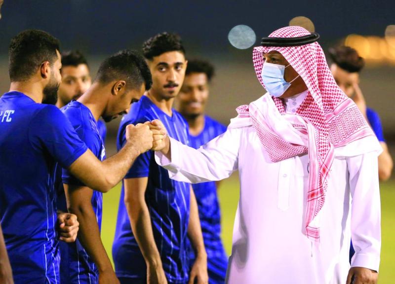 الخليج يبدأ معسكره الداخلي