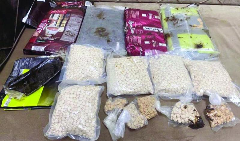 ضبط مقيم بحوزته 10 آلاف قرص «أمفيتامين»